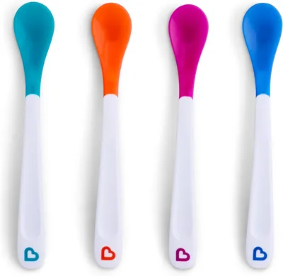 Munchkin White Hot Weaning Spoon Set 34% Off