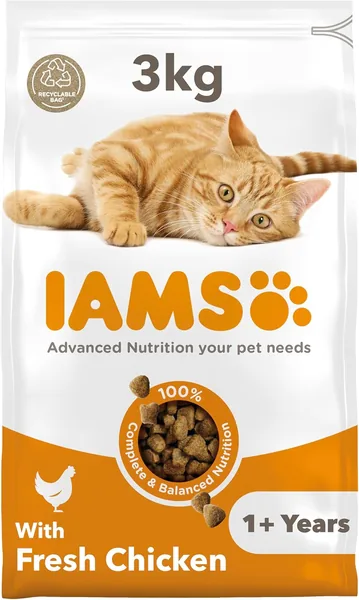 IAMS Adult Complete Dry Cat Food Chicken 3kg