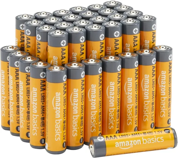 Amazon Basics, 36 AAA High Performance Alkaline Batteries 1.5 Volt 10 Year Life