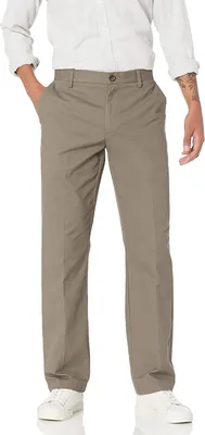 Pantalones Chinos Amazon Essentials para Hombre - Corte Clásico, Resistentes a Arrugas, Sin Pinzas
