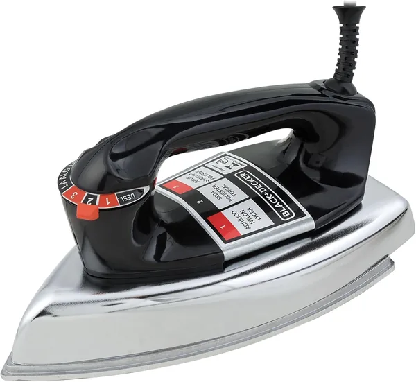 Ferro de Passar Roupa a Seco BLACK+DECKER VFA1110TM2 1100W - 33% Off
