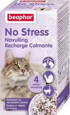 Beaphar No Stress - Diffuseur Calmant à la Valériane pour Chats - Rouge - Réduit le Stress et les Problèmes Comportementaux Sans Additifs