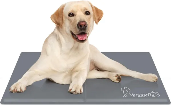 Mat de Refroidissement Pecute pour Chiens et Chats, M 65 x 50 cm | Version 2021 - Plus Frais Plus Longuement | Plus Durable - Résistant aux Griffes (Gris)