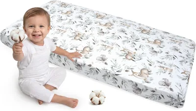 Prześcieradło z gumką Medi Partners dla niemowląt 120x60cm, 100% bawełna (motyw sarny)