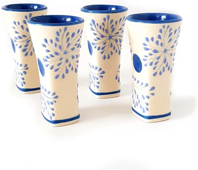 Chulo de Bonito | Juego de 4 tequileros KAUAYO | Caballitos para tequila | Vasos de cerámica de 2 oz.