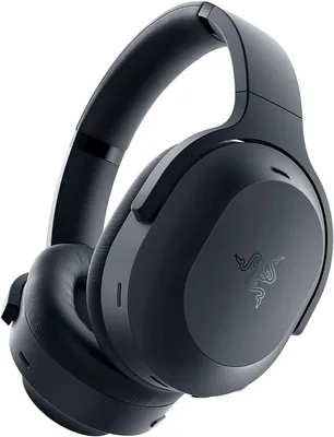 Black/White Noise Cancelling Headphones 17% Off