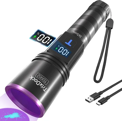 TrixDock 365nm UV-Taschenlampe mit Ladebetrieb, 4-Kern-UV-Lampe mit LCD-Display, Starke Schwarze Lichtlampe mit Filterlinse für Skorpion - Best Deal