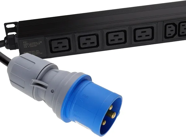 PDU COMBO 4 x C19 Sockets 20 x C13 IEC Sockets to 16A Commando Vertical Unit 3m