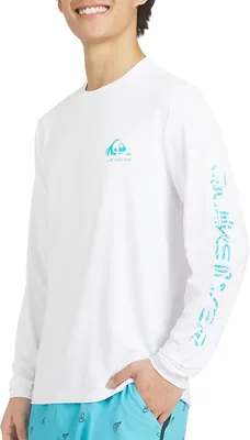 Quiksilver Men's UPF 50 Long Sleeve Sun Tee Rash Guard Shirt
