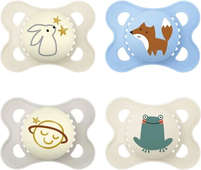 Conjunto MAM de 4 chupetes para día y noche, 0-6 meses, tetina simétrica, plana y flexible de silicona, fácil de aceptar, MAM Or