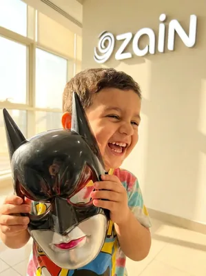 قناع بطل سوبرمان زين المتميز - أسود و فضي أنيق لتنكر سوبر هيرو للأطفال و الكبار