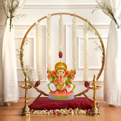 TIED RIBBONS Round Metal Circle Arch with Stand, Gold