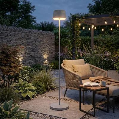 Northpoint ELBLIGHT.de LED Solar Bodenlampe Außen Dimmbar mit Zwielichtsensor USB-C Gartenleuchte Warmweiß 3000 K IP44 W - Best Deal