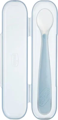 Spuona per lo svezzamento Chicco in silicone morbido 6 m+ - Caso da viaggio pratico, salvagum e manico ergonomico, 0% BPA Free