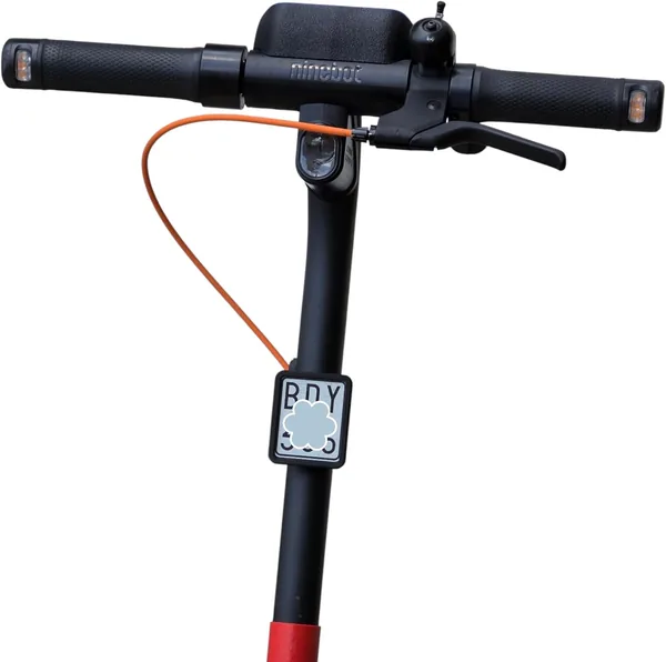 Supporto per Targa 3DPrintOK per Scooter Elettrici | Per Steli Tubolari Rotondi, Ovali e Poligonali | Regolabile - Miglior Affare