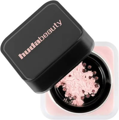 Huda Beauty Easy Bake Loose Powder، لون Cherry Blossom، حجم صغير، مظهر ناعم و مثالي