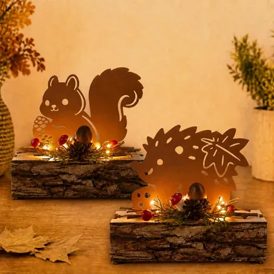 Pack mit 2 Herbstdekorationen Eichhörnchen-Dekor mit LED-Timer, süße Herbstdekoration, rustikale Herbstdekoration